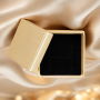 Cutie pentru Bijuterii Aurie Premium 5x5x2.8 cm cu Interior Buretat D167