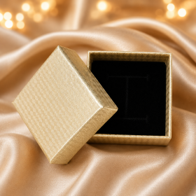 Cutie pentru Bijuterii Golden Premium 5x5x2.8 cm cu Interior Buretat D171
