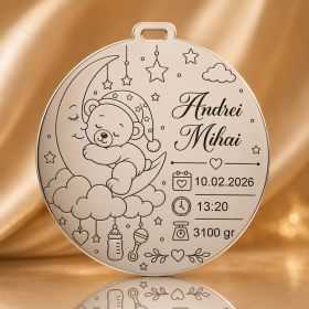 Banut de mot din argint 925 personalizat cu ursulet dormind pe luna - Nume si date nastere 22 mm S0275