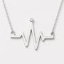 Colier Premium Argint 925 – Puls EKG cu Cristal, Cadou Cadre Medicale Personalizat