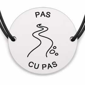Brățară argint 925 cu bănuț gravat cărare cu mesajul „Pas cu pas", șnur negru reglabil — R0531