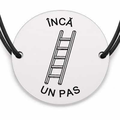 Brățară argint 925 cu bănuț gravat scară cu mesajul „Încă un pas", șnur negru reglabil — R0546
